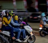 Hindari Mudik Sore Hari Di Tengah Potensi Hujan, BMKG Ingatkan Bahaya Terjebak Badai Mendadak Hindari Mudik Sore Hari Di Tengah Potensi Hujan, BMKG Ingatkan Bahaya Terjebak Badai Mendadak