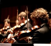 Hisense U7SG MiniLED 165Hz Bikin TV Premium Lawas Terlihat Usang, Era TV Mahal Tanpa Fitur Canggih Sudah Tamat!