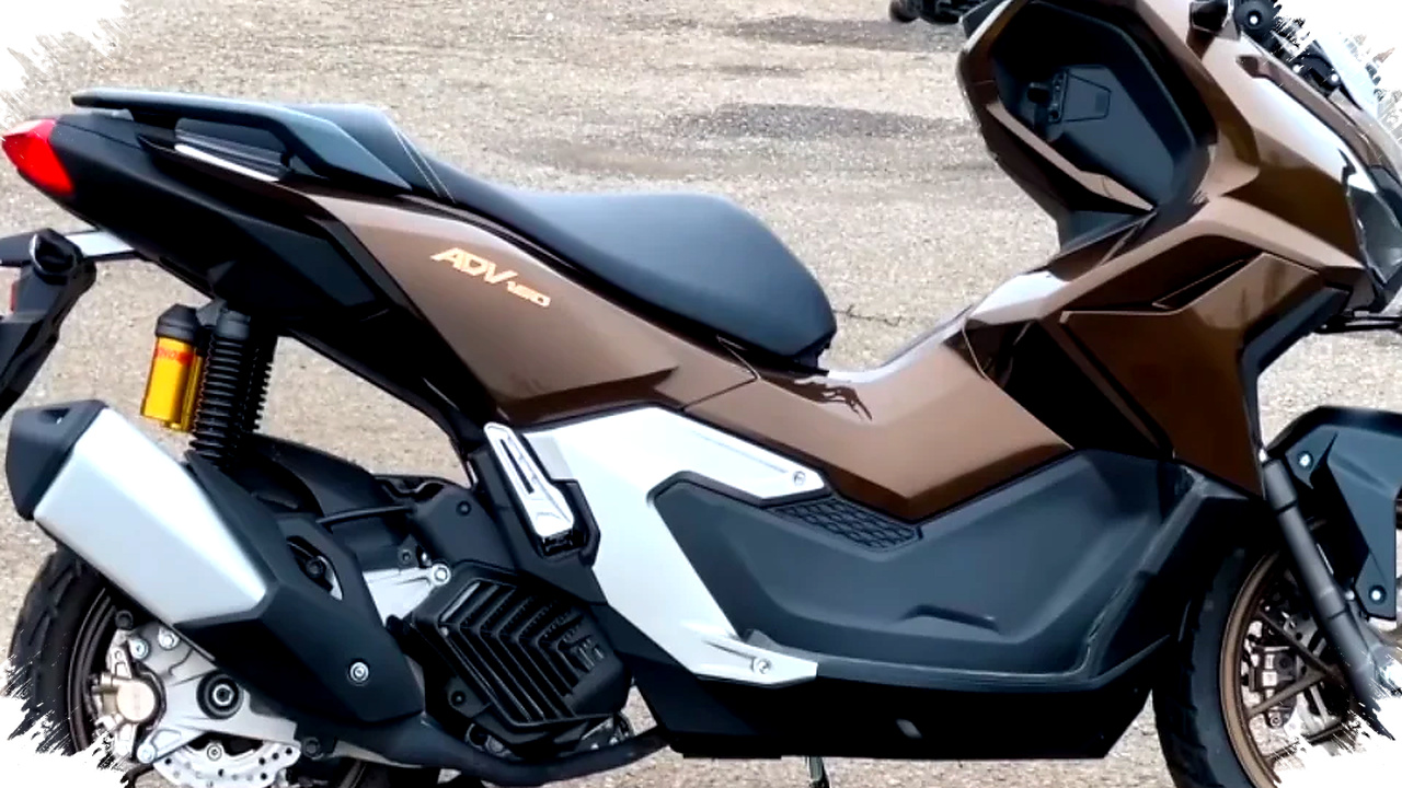 Honda ADV160 RoadSync 2026 Tampil Lebih Berotot, Perpaduan Desain Agresif dan Warna Sporty yang Menggoda
