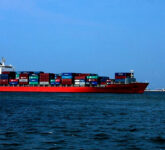 Iran Paksa Tiga Kapal Kargo Putar Balik di Hormuz, Alarm Jalur Minyak Dunia