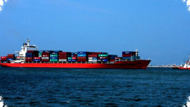 Iran Paksa Tiga Kapal Kargo Putar Balik di Hormuz, Alarm Jalur Minyak Dunia