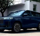 Jaecoo J5 Mesin Bensin 1.5 Turbo Lebih Mahal dari Varian EV, Kenapa Pilihan Ini Jadi Kontroversi?