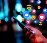 Jangan Minta Saran Cinta Dari Chatbot, AI Lebih Sering Memihak Daripada Membantu