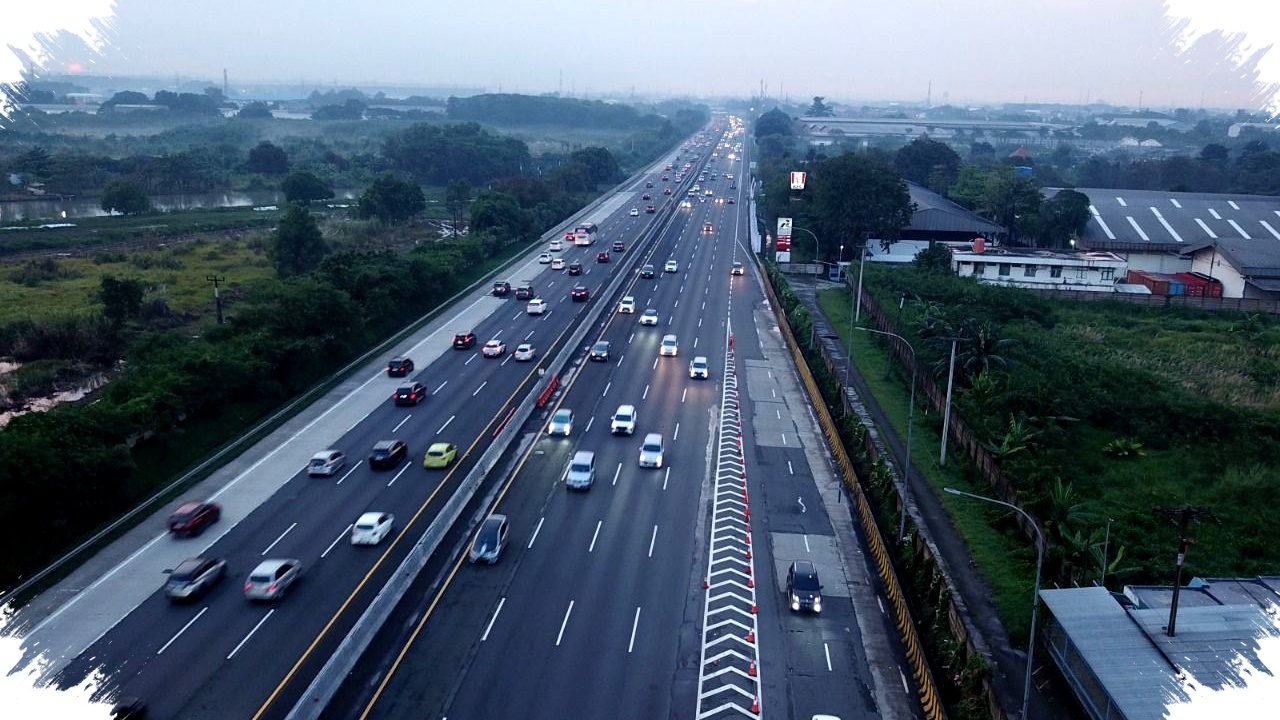 Jasa Marga Catat Lonjakan Arus Mudik Trans Jawa Timur Tembus 729 Ribu Kendaraan, Tantangan Kelancaran Tol Lebaran 2026 Jasa Marga Catat Lonjakan Arus Mudik Trans Jawa Timur Tembus 729 Ribu Kendaraan, Tantangan Kelancaran Tol Lebaran 2026