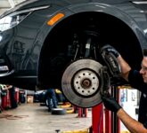 Kampas Rem Mobil Matic Menipis Seusai Mudik, Biaya Gantinya Bisa Membengkak Jika Telat