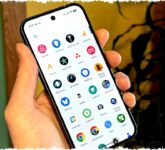 Kamu Salah Pakai App Drawer Android, Begini Cara Pintar Temukan Aplikasi Tanpa Harus Scroll Tak Berujung! Kamu Salah Pakai App Drawer Android, Begini Cara Pintar Temukan Aplikasi Tanpa Harus Scroll Tak Berujung!