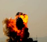 Kapal Tanker Minyak Diserang Drone Iran saat Melintasi Selat Hormuz, Risiko Meningkat