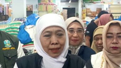 Khofifah Pilih Rabu Untuk WFH Pemprov Jatim, Uji Coba Dimulai 1 April 2026
