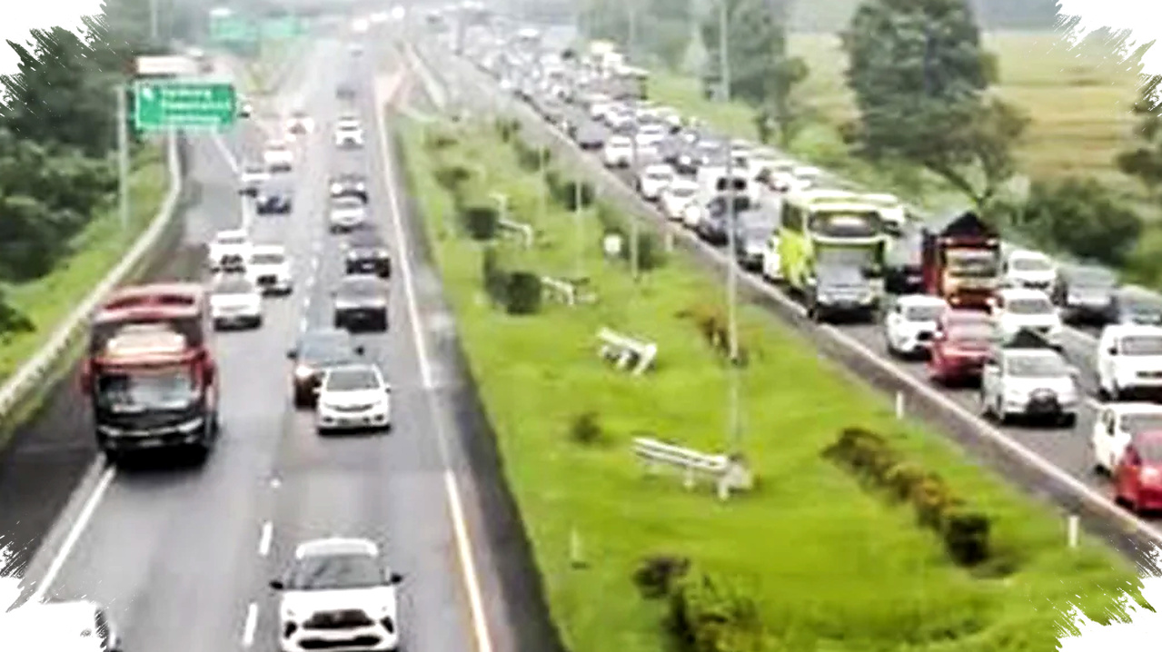 Korlantas Polri Terapkan One Way Lokal untuk Kelancaran Arus Balik Lebaran di Beberapa Wilayah