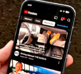 Like YouTube Mendadak Hilang, Uji Coba Sunyi atau Bug yang Mengacaukan?