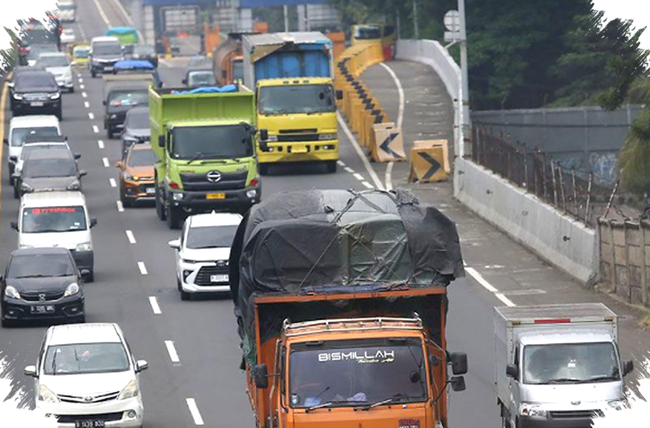 Lonjakan Arus Barang Menjelang Ramadhan, Strategi Cerdas IPC TPK Atasi Krisis Distribusi Nasional Lonjakan Arus Barang Menjelang Ramadhan, Strategi Cerdas IPC TPK Atasi Krisis Distribusi Nasional