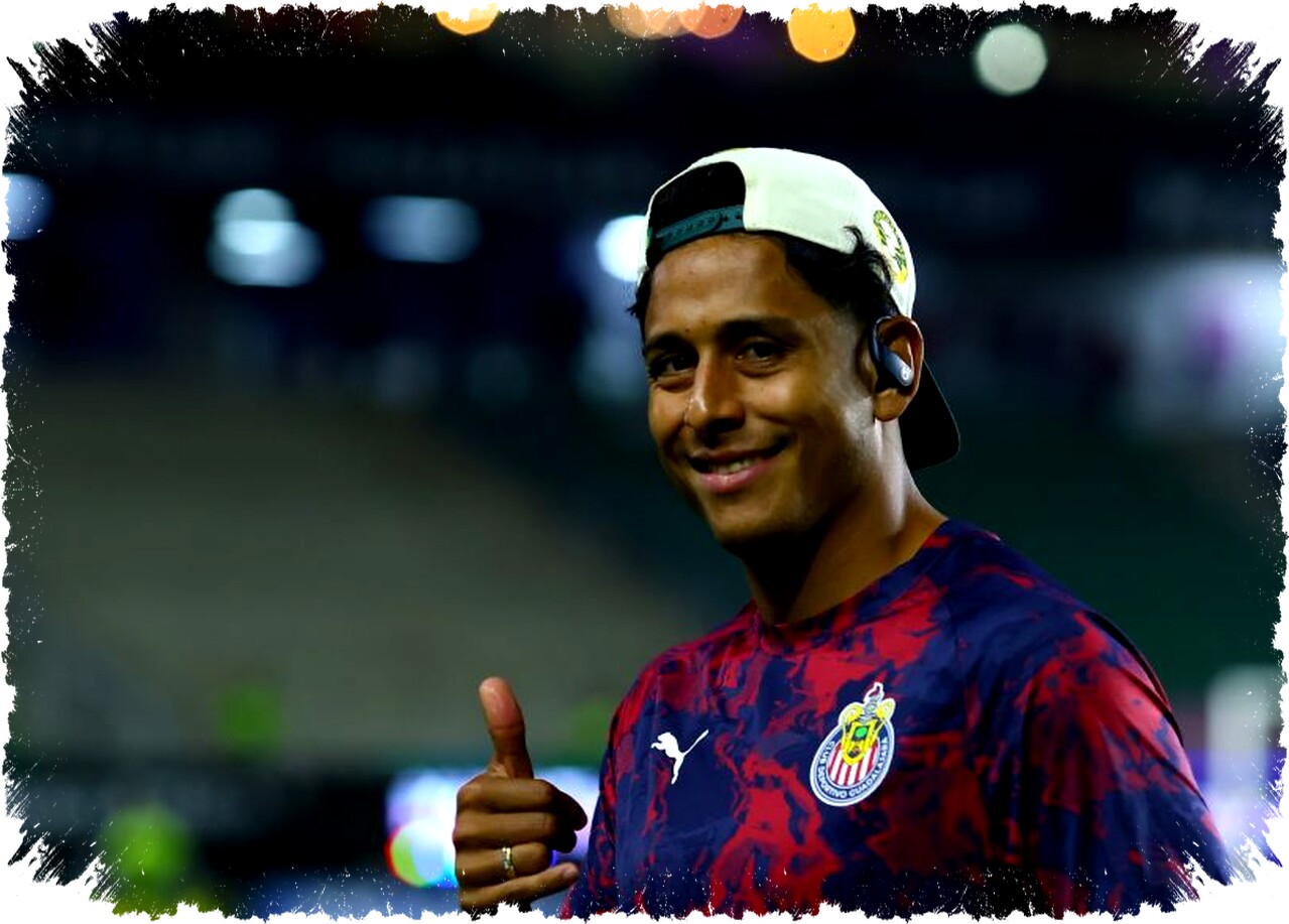 Luis Romo Se Lesiona en Su Regreso con Chivas, ¿Se Complica El Futuro Del Rebaño Sagrado? Luis Romo Se Lesiona en Su Regreso con Chivas, ¿Se Complica El Futuro Del Rebaño Sagrado?