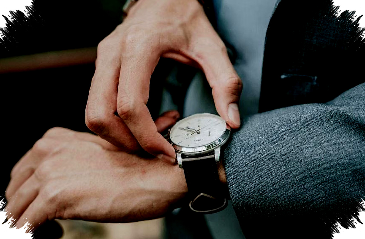 Manfaat Menakjubkan Cowok Pakai Jam Tangan Saat Lebaran, Bukan Sekadar Penunjuk Waktu! Manfaat Menakjubkan Cowok Pakai Jam Tangan Saat Lebaran, Bukan Sekadar Penunjuk Waktu!