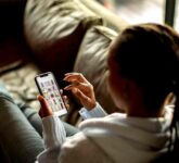 Melepaskan Ketergantungan iCloud, Cara Cerdas Backup Foto iPhone Otomatis Lewat Google Photos Tanpa Ribet