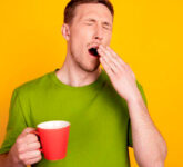 Menguap Menular Atau Cuma Efek Kelompok, Fakta Ilmiahnya Tak Sesederhana Itu?