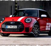 Mini Victory Edition 1965 Menghidupkan Kembali Kejayaan Rally Monte Carlo, Legenda Kecil yang Mengalahkan Raksasa dengan Gaya dan Mesin Modern Mini Victory Edition 1965 Menghidupkan Kembali Kejayaan Rally Monte Carlo, Legenda Kecil yang Mengalahkan Raksasa dengan Gaya dan Mesin Modern