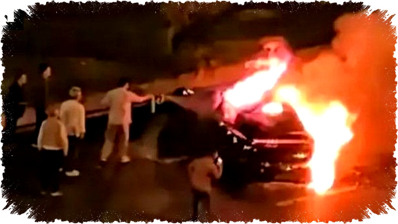 Mobil Xiaomi Terbakar di China Kecepatan 167 Km/Jam Pintu Tak Bisa Dibuka, Korban Terperangkap Dalam Drama Nyata Keselamatan Elektrik Mobil Xiaomi Terbakar di China Kecepatan 167 Km/Jam Pintu Tak Bisa Dibuka, Korban Terperangkap Dalam Drama Nyata Keselamatan Elektrik