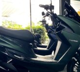 Motor Listrik Ditinggal Mudik? Jangan Biarkan Baterai Nol, Cas 50% Jadi Kunci Aman