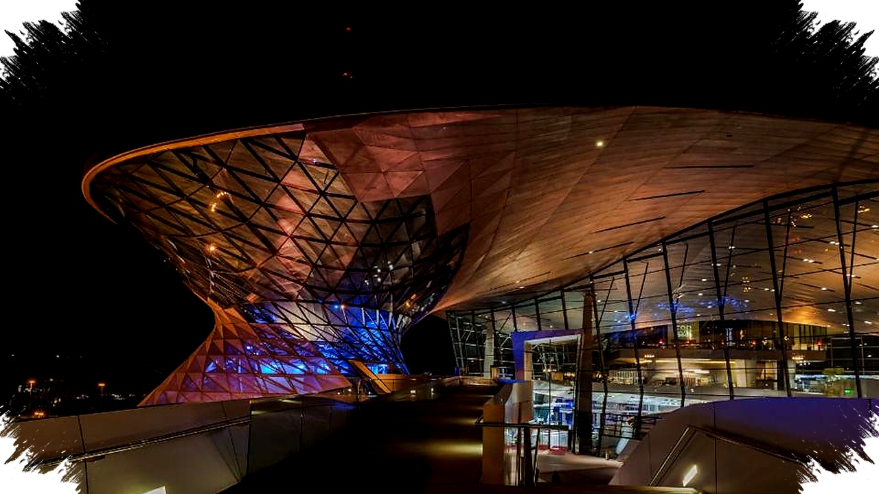 Museum BMW Terasa Seperti Ziarah, Saat Warisan Dan Masa Depannya Bertemu