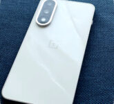 OnePlus Tinggalkan Toko Fisik, Jualan Dipaksa Online Saat Layanan Menumpang OPPO OnePlus Tinggalkan Toko Fisik, Jualan Dipaksa Online Saat Layanan Menumpang OPPO