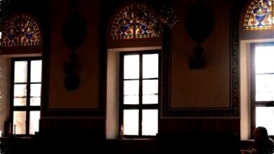 Panduan Lengkap Bacaan Niat Iktikaf di Masjid: Tulisan Arab, Latin, dan Artinya