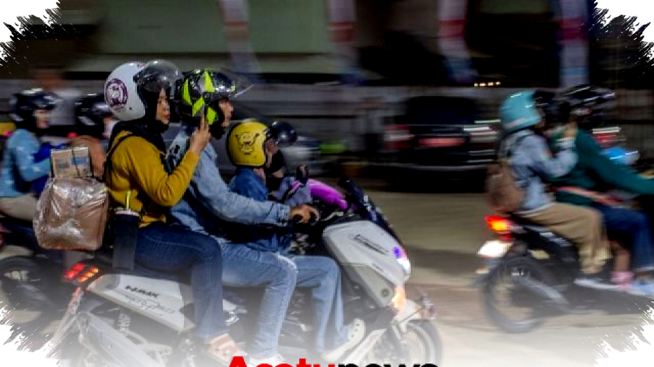 Pemudik Di Jateng Diimbau Hindari Perjalanan Sore Hari, Waspada Hujan dan Risiko di Jalur Pegunungan Pemudik Di Jateng Diimbau Hindari Perjalanan Sore Hari, Waspada Hujan dan Risiko di Jalur Pegunungan