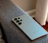 Penantian Panjang Berakhir, Galaxy S24 Resmi Masuk Beta One UI 8.5 Samsung Penantian Panjang Berakhir, Galaxy S24 Resmi Masuk Beta One UI 8.5 Samsung