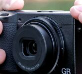 Ricoh GR IV Tembus Dominasi Kamera Mirrorless, Kesempatan Eksklusif Coba Kamera Pemenang Good Design Award di Photo Show 2026