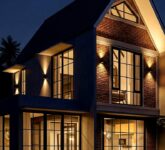 Rumah Kecil Cepat Pengap? 7 Atap Pelana Tinggi Ini Justru Bikin Adem Tanpa Boros AC