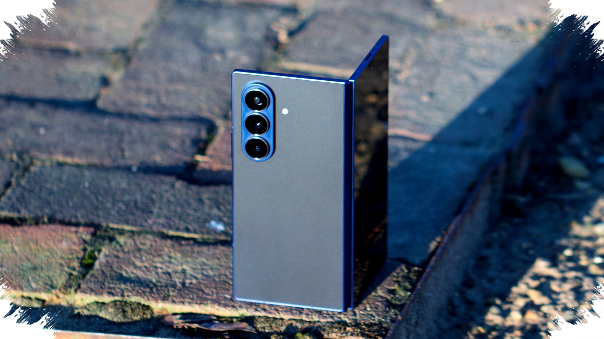 Samsung Akhirnya Besarkan Baterai Galaxy Z Fold 8, Kenapa Harus Menunggu Selama Ini? Samsung Akhirnya Besarkan Baterai Galaxy Z Fold 8, Kenapa Harus Menunggu Selama Ini?