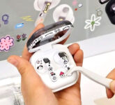 Samsung Buka Cara Baru Personalisasi Galaxy Buds 4, dari Earbuds Hingga Casing Jadi Identitas Samsung Buka Cara Baru Personalisasi Galaxy Buds 4, dari Earbuds Hingga Casing Jadi Identitas