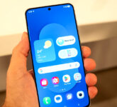 Samsung Pangkas Biaya di Layar Galaxy, Divisi Panelnya Sendiri Tersingkir?