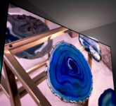 Samsung Pangkas Harga OLED Besar-Besaran, Saat TV Premium Tiba-Tiba Terasa Masuk Akal