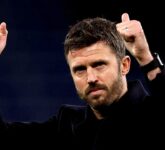 Scholes Tegaskan Tak Berniat Sakiti Carrick, Konflik Terselubung Usai Kekalahan MU Ukir Ketegangan Baru Scholes Tegaskan Tak Berniat Sakiti Carrick, Konflik Terselubung Usai Kekalahan MU Ukir Ketegangan Baru