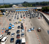 Siap Siap Puncak Arus Mudik, One Way Nasional Berlaku Mulai Hari Ini Mengurai Kepadatan Trans Jawa Siap Siap Puncak Arus Mudik, One Way Nasional Berlaku Mulai Hari Ini Mengurai Kepadatan Trans Jawa