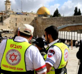 Sifat Keras Hati dan Manipulatif Bani Israil Dalam Al-Qur'an Menguak Kisah Pembangkangan dan Penipuan yang Menggetarkan! Sifat Keras Hati dan Manipulatif Bani Israil Dalam Al-Qur'an Menguak Kisah Pembangkangan dan Penipuan yang Menggetarkan!