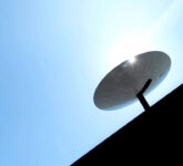 SpaceX Dorong Upload Starlink Lebih Ngebut, Nasib Dish Lama Masih Tanda Tanya SpaceX Dorong Upload Starlink Lebih Ngebut, Nasib Dish Lama Masih Tanda Tanya