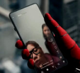 Spider-Man Gulir Instagram di Brand New Day, Galaxy Z Flip CurI Adegan Pembuka