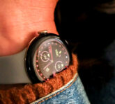 Spotify di Wear OS Berubah Total, Gesture Baru Ubah Cara Menjelajah Layar Kecil