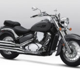 Suzuki Boulevard C50 Motor Cruiser Hardtail Bergaya Klasik Dengan Mesin V-Twin 805cc Kenyamanan Touring Maksimal Suzuki Boulevard C50 Motor Cruiser Hardtail Bergaya Klasik Dengan Mesin V-Twin 805cc Kenyamanan Touring Maksimal