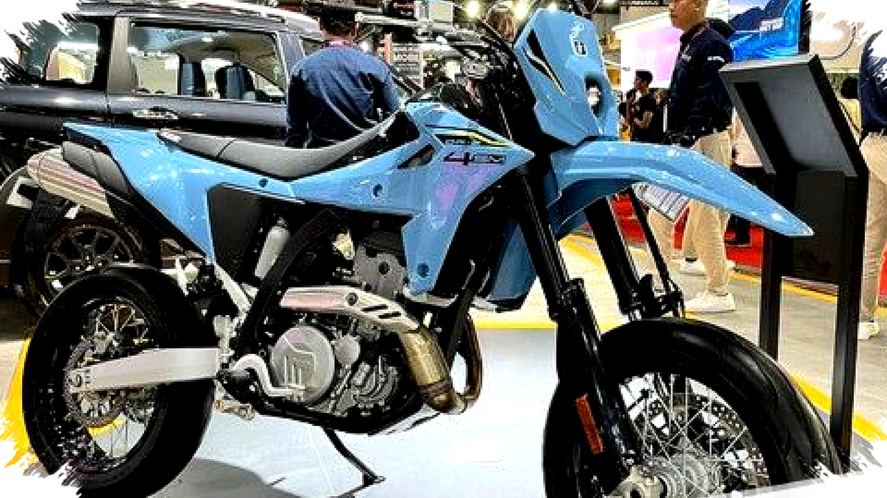 Suzuki DR-Z4SM Menggebrak IIMS 2026 Jakarta, Supermoto Gagah Siap Tantang Pasar Motor Tanah Air Suzuki DR-Z4SM Menggebrak IIMS 2026 Jakarta, Supermoto Gagah Siap Tantang Pasar Motor Tanah Air