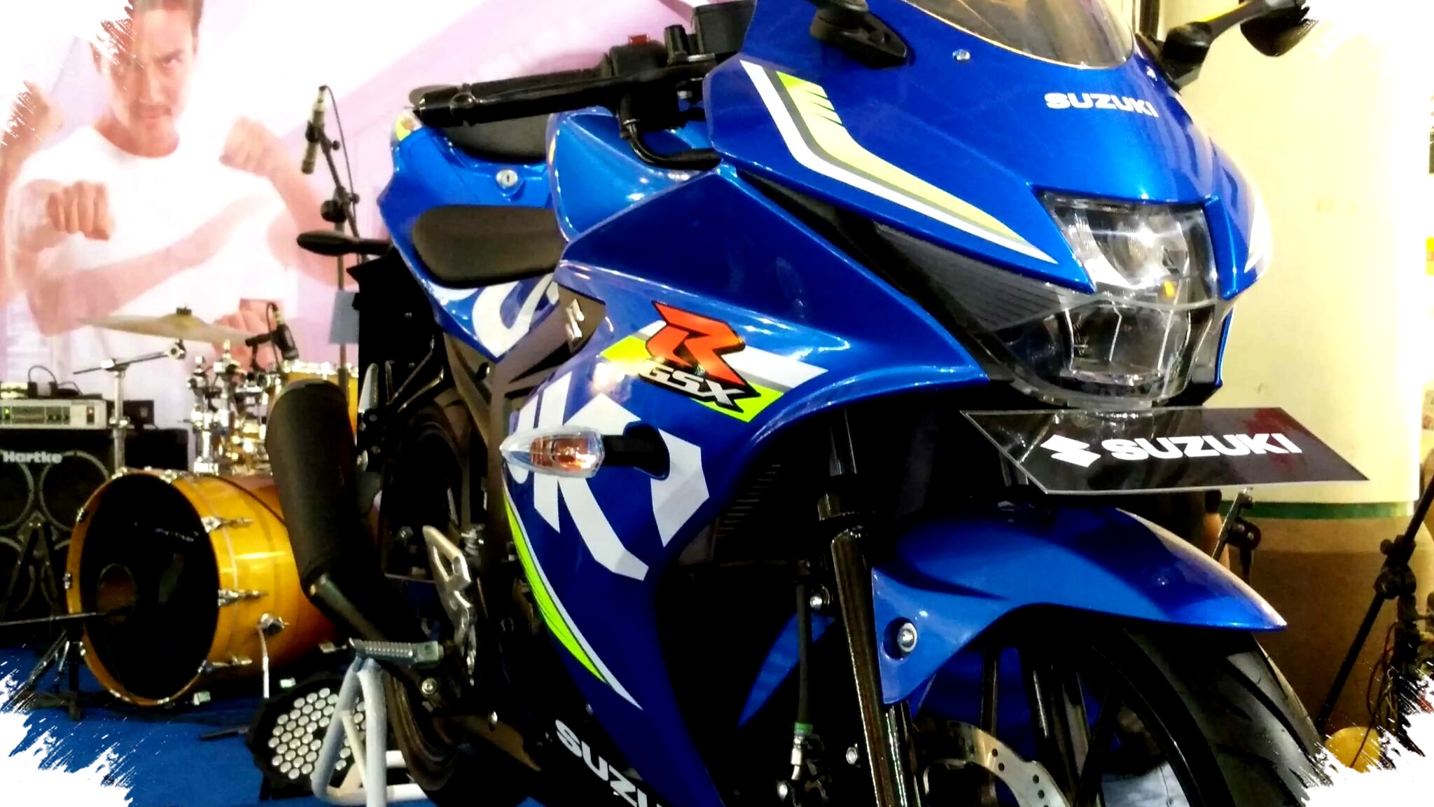 Suzuki GSX-R150 Melaju Tajam, Spesifikasi Lengkap Motor Sport 150cc dengan Keyless Modern Suzuki GSX-R150 Melaju Tajam, Spesifikasi Lengkap Motor Sport 150cc dengan Keyless Modern