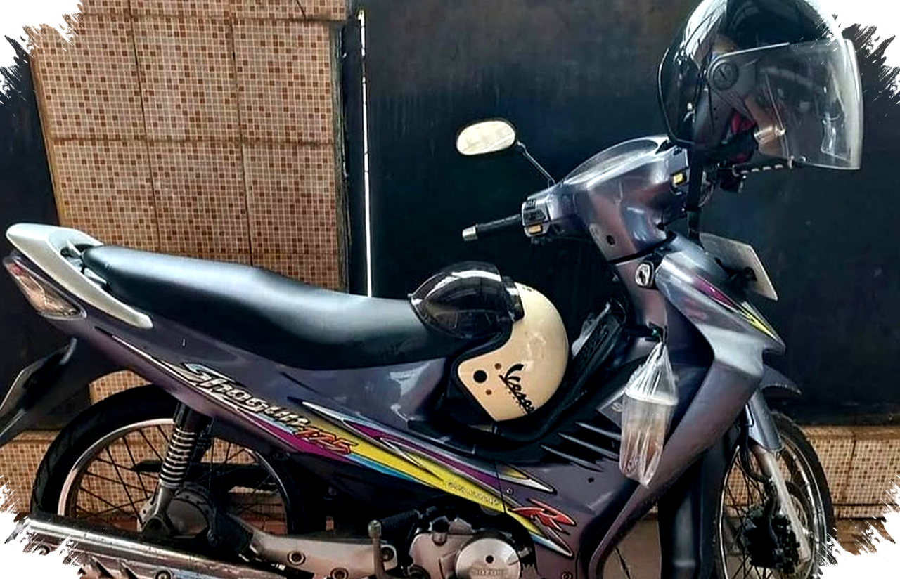 Suzuki Shogun 125R Masih Diburu, Motor Bebek Legendaris Ini Kini Cuma Rp5 Jutaan Suzuki Shogun 125R Masih Diburu, Motor Bebek Legendaris Ini Kini Cuma Rp5 Jutaan