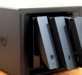 Synology DS925+ Menggoda, Murah Jika Anda Mau Tunduk pada Aturannya