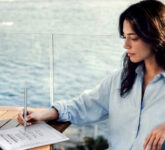 Tablet E-Ink Android Favorit Ini Naik Level, Akhirnya Bisa Dipakai dalam Gelap Tablet E-Ink Android Favorit Ini Naik Level, Akhirnya Bisa Dipakai dalam Gelap