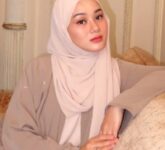 Tampil Modest dan Elegan ala Dinda Hauw, 4 Inspirasi OOTD Bukber yang Melampaui Ekspektasi Anda