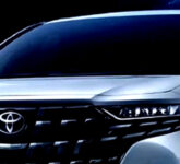 Toyota Alphard XE 2026 Turun Kasta demi Pasar, Premium Hybrid Kini Lebih Terjangkau