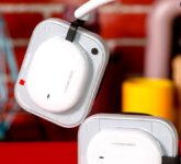 Unboxing Nothing Headphone (a), Baterai 135 Jam dan Kontrol Fisik Jadi Penentu