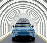 Volkswagen Gandeng Xpeng Ciptakan ID.Unyx 08, SUV Listrik Berteknologi 800 Volt dan Fitur Canggih