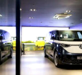 Volkswagen Resmikan Showroom 3S Modern di TB Simatupang, Pengalaman Mobil Mewah Terintegrasi dan Pribadi